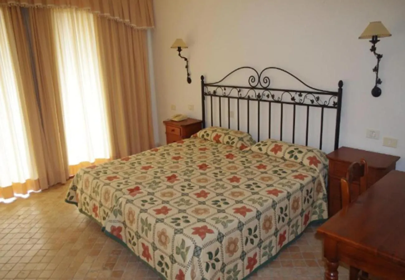 Tu Escapada De Ensueno Con Piscina Y Jardines 0*, لوس رياليخوس